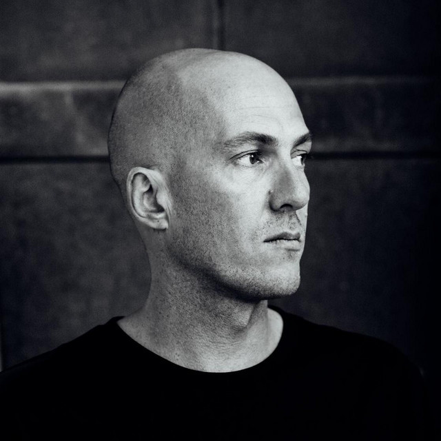 Julian Jeweil anuncia su nuevo sello Pluriel Records