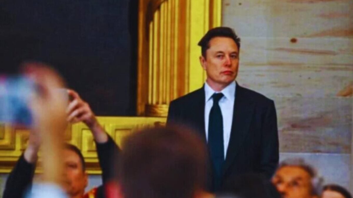 Elon Musk mueve otra ficha gigante en silencio. SpaceX quiere quedarse con Cursor por USD 60.000 millones para ganar la guerra de la IA que escribe código