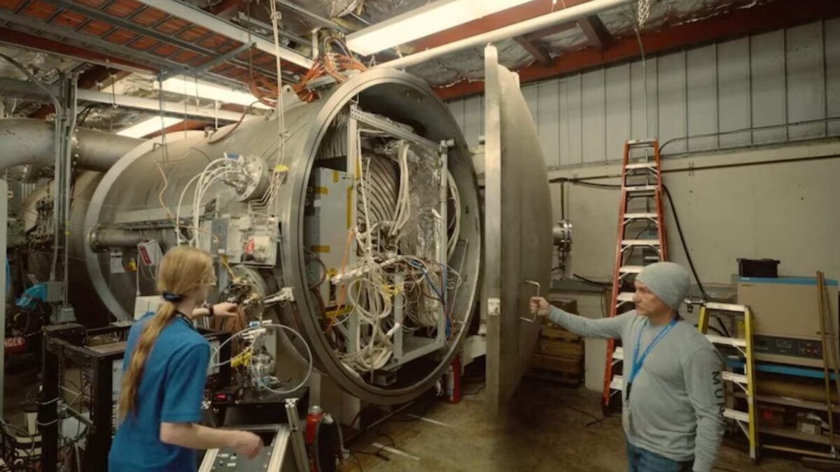 La NASA ha probado un motor espacial que supera ampliamente a los sistemas actuales. Su nueva tecnología podría ser clave para enviar humanos a Marte y transformar los viajes por el sistema solar