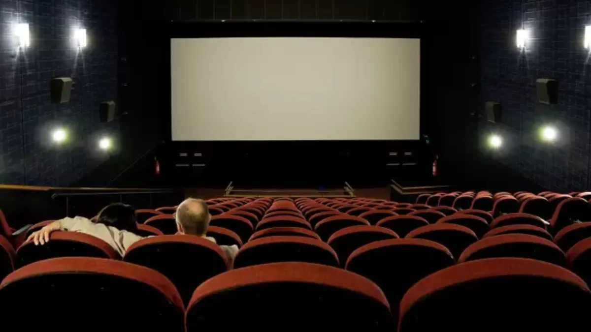 «Ni siquiera los ven»: proponen un cambio clave para que el público vuelva a los cines