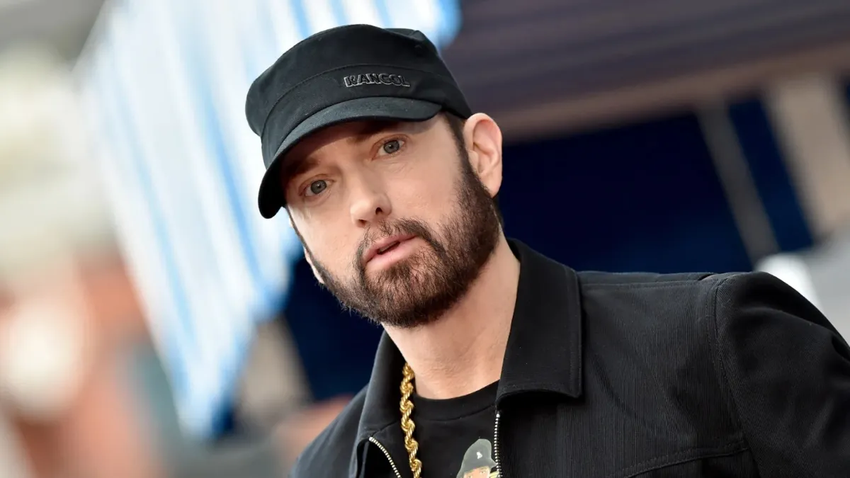 La lucha de Eminem contra las adicciones: celebró 18 años de sobriedad con una imagen conmovedora