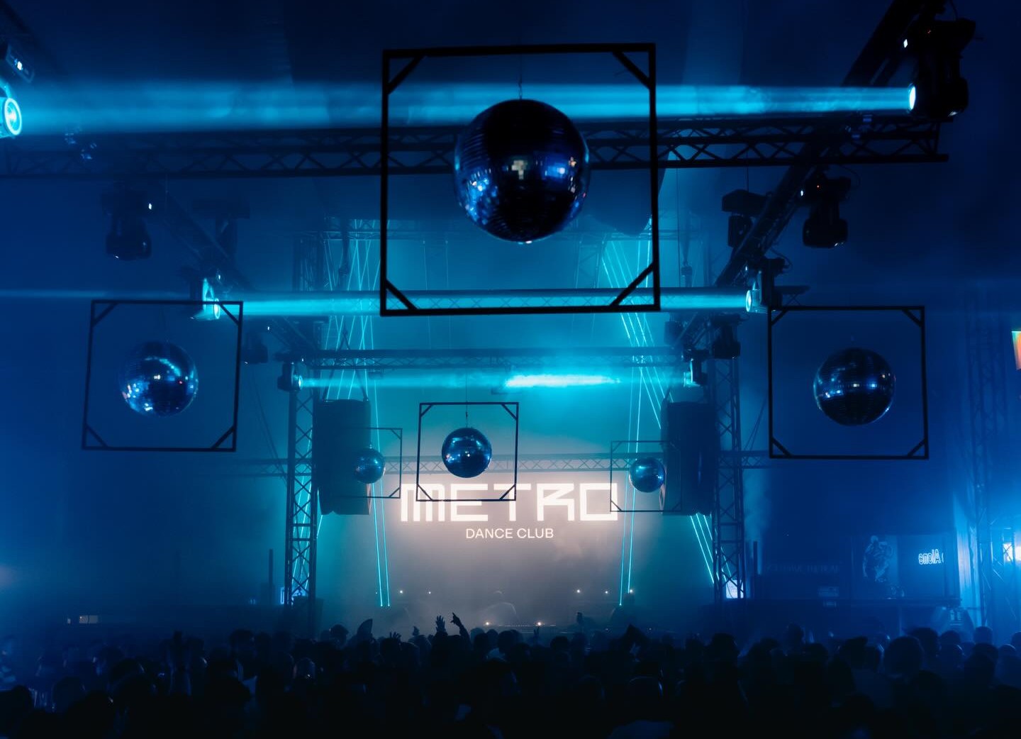 No te pierdas los próximos eventos de Metro Dance Club