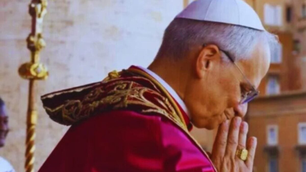 La primera encíclica del papa León XIV sobre inteligencia artificial tuvo un protagonista inesperado. Christopher Olah representa el gran miedo de la industria: crear sistemas cada vez más poderosos sin entender realmente cómo funcionan