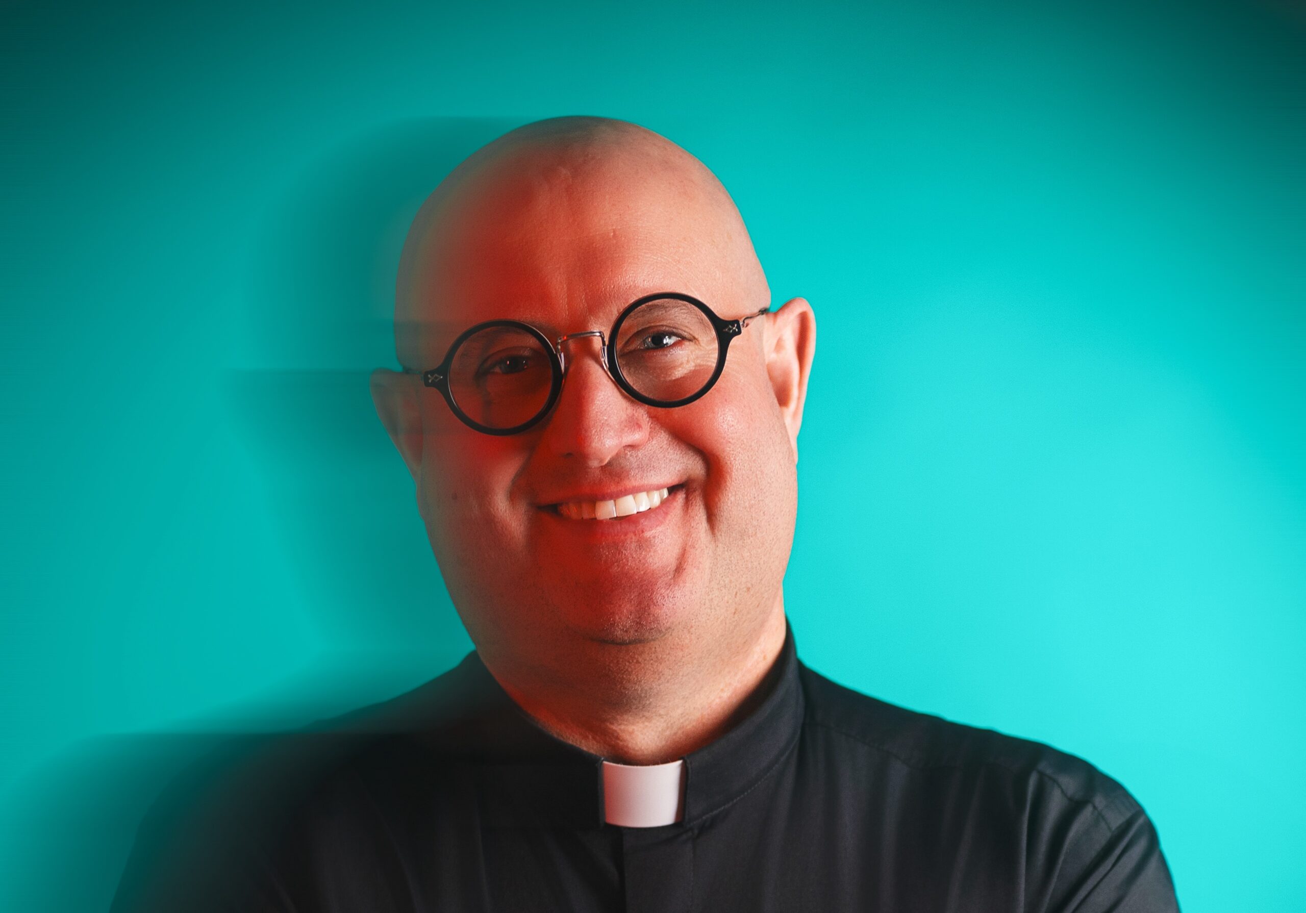 Padre Guilherme, Aarón Sevilla y Blasterjaxx lideran las últimas incorporaciones de Holika