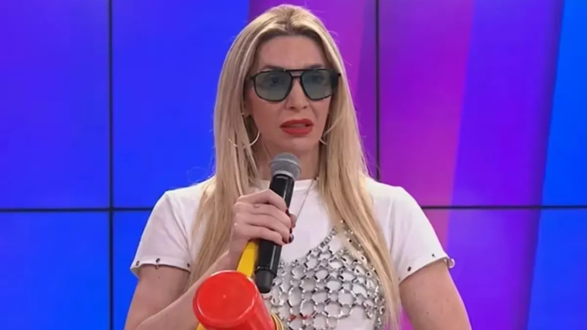 Video: una conductora se descompensó en vivo en su programa y abandonó el estudio