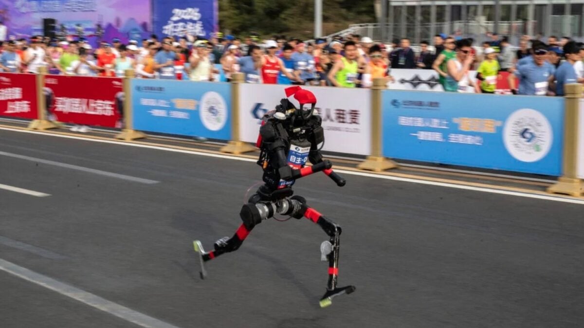 en China, la justicia establece que es ilegal despedir a alguien para reemplazarlo con inteligencia artificial