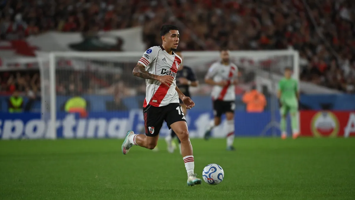 Un jugador de River estaría en pareja con una famosa influencer: quién es