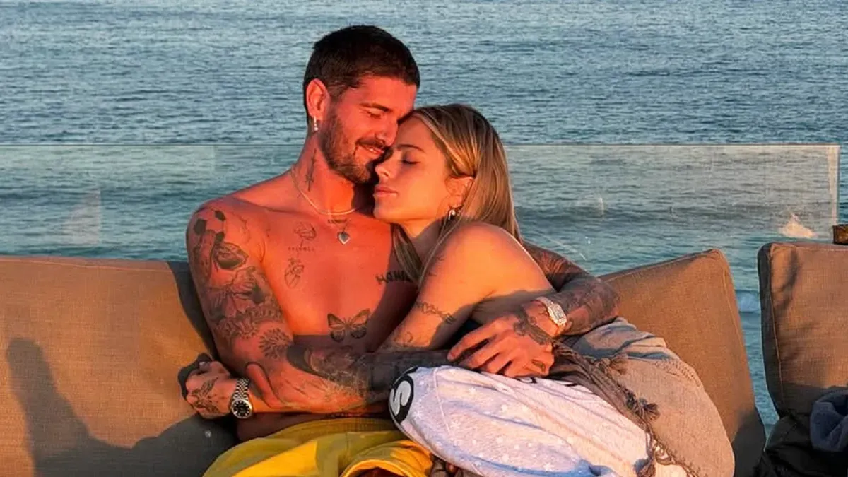 De Paul mostró el impresionante anillo de compromiso que le dio a Tini Stoessel con una melosa dedicatoria de amor