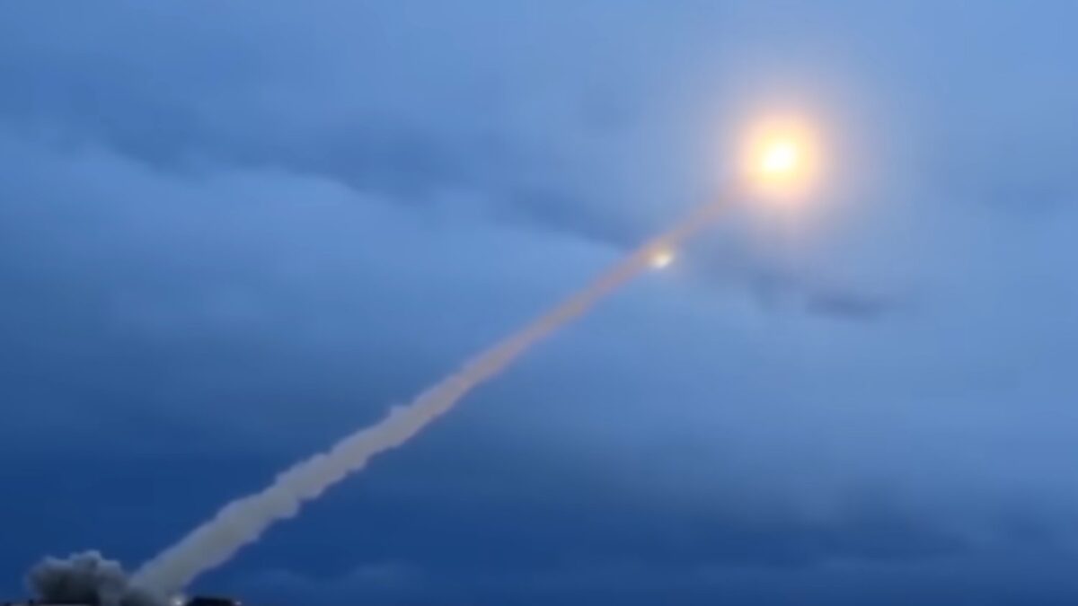 El “Chernóbil volador” de Rusia no solo llevaría una ojiva nuclear: el problema es que su propio vuelo podría contaminar el cielo
