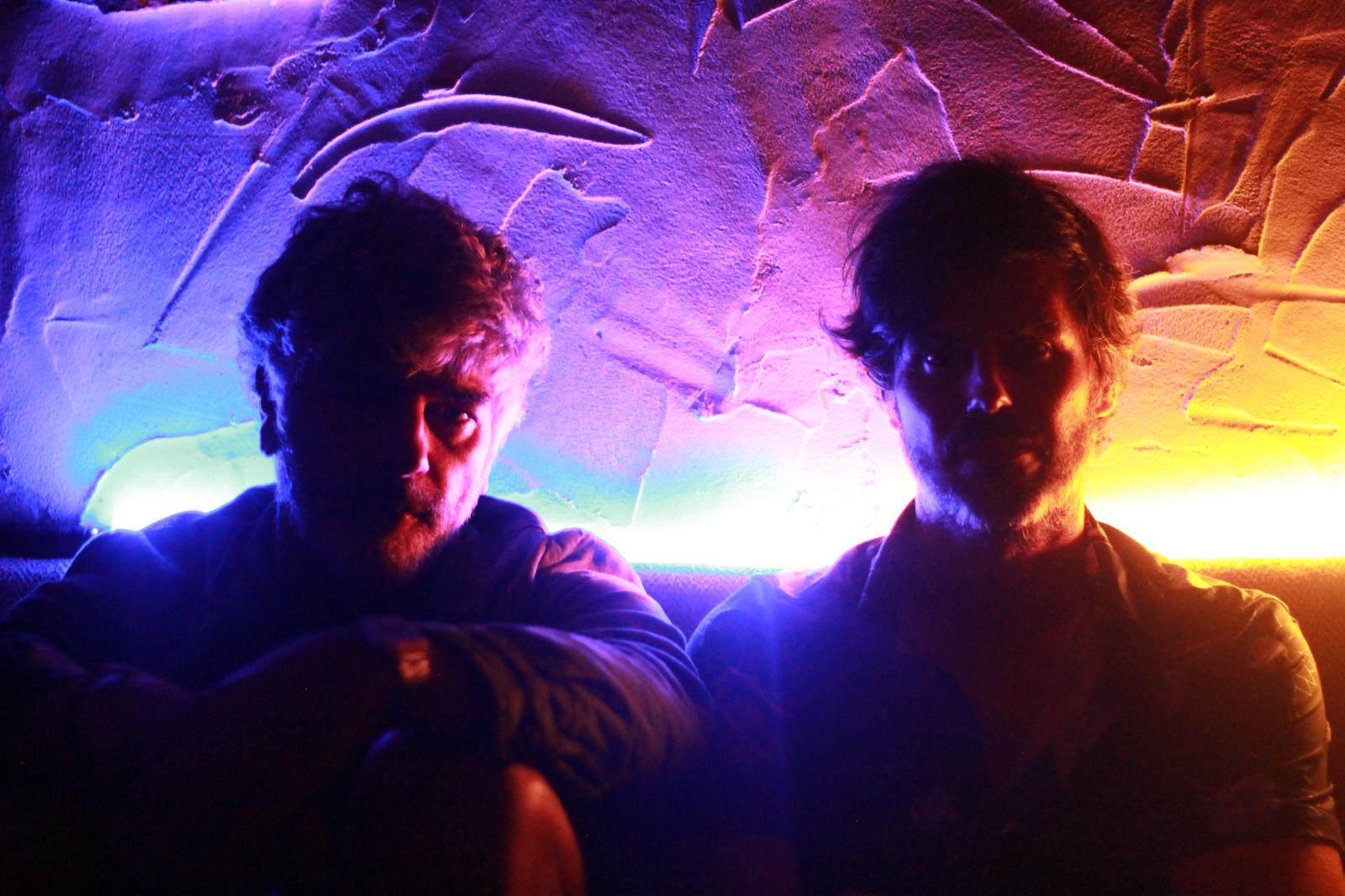Jeff Mental incendia la pista con Noches de Pikes en Melómana Records