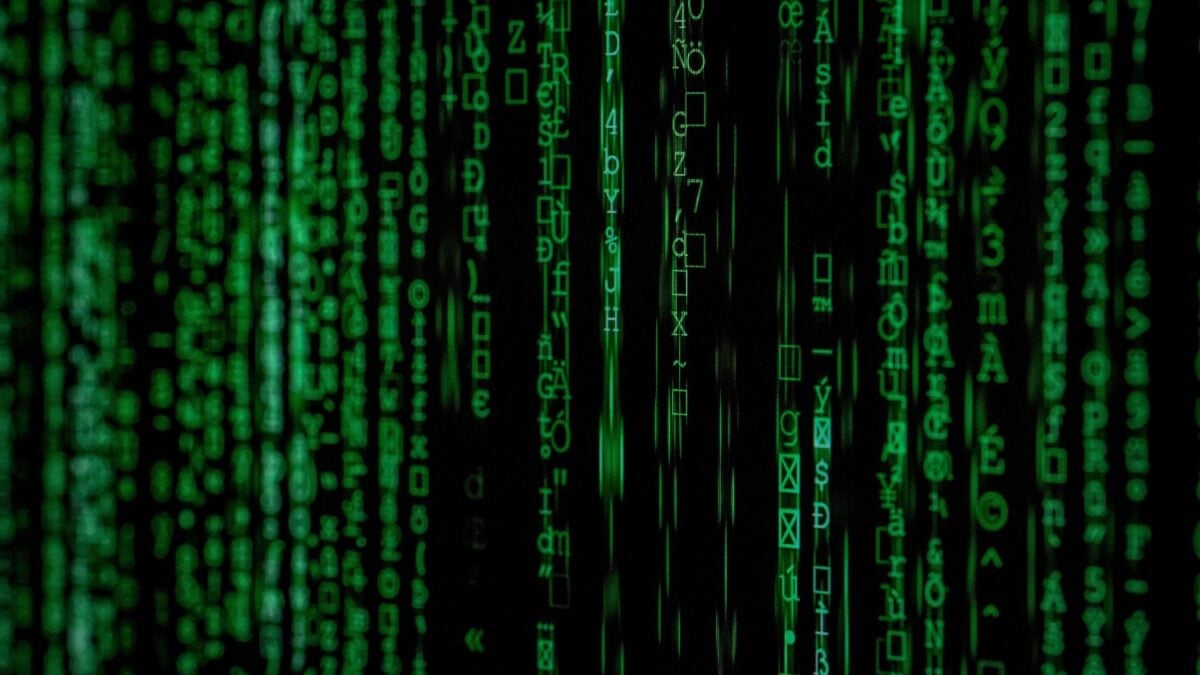 Las computadoras clásicas no pueden generar números verdaderamente aleatorios y eso es un problema para la criptografía. Un equipo de la ETH Zurich acaba de resolverlo con dos qubits, un tubo de 30 metros y mil millones de pruebas de Bell