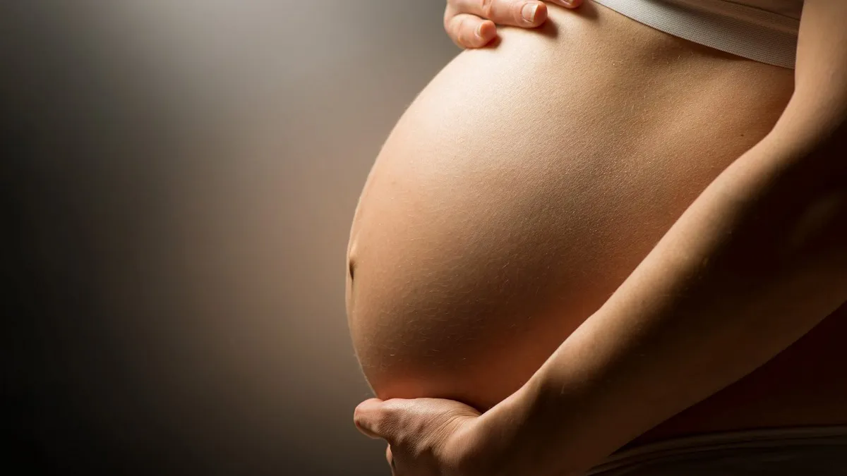 Una actriz súper famosa confirmó que está embarazada: espera su tercer hijo