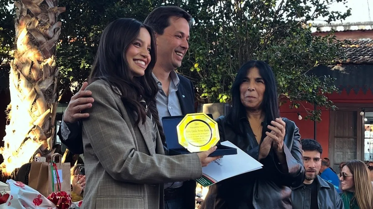 El incómodo homenaje que le hicieron a Emilia Mernes: el detalle Tini Stoessel que arruinó todo