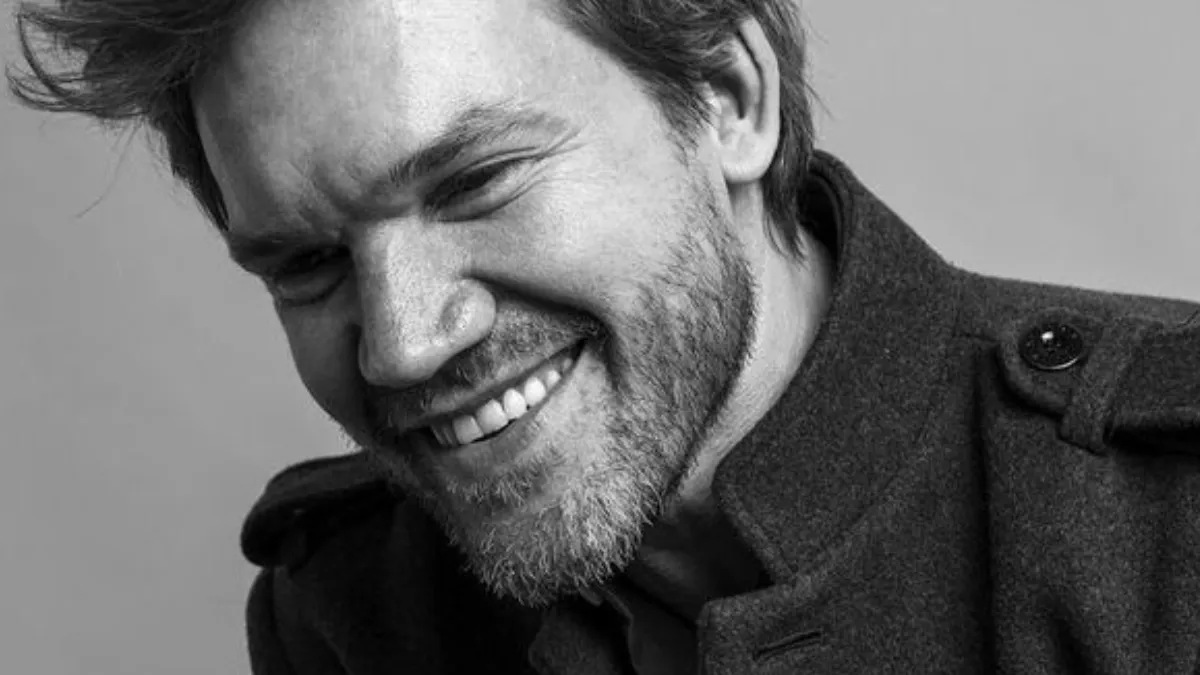 Este famoso actor argentino tiene una pareja 25 años menor y salió a contar cómo vive la relación