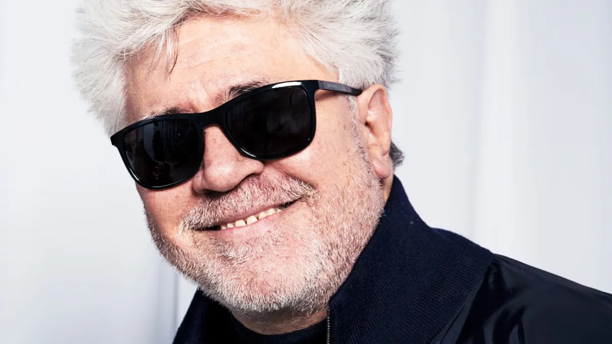 Pedro Almodóvar anunció su primera novela tras el estreno de la película con Leo Sbaraglia