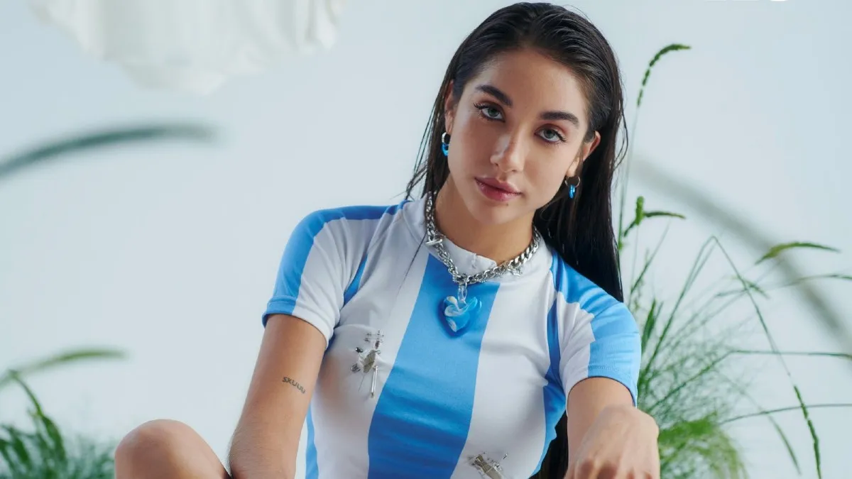 «Yendo…»: el mensaje de María Becerra tras confirmarse que cantará el himno en la final del Mundial 2026