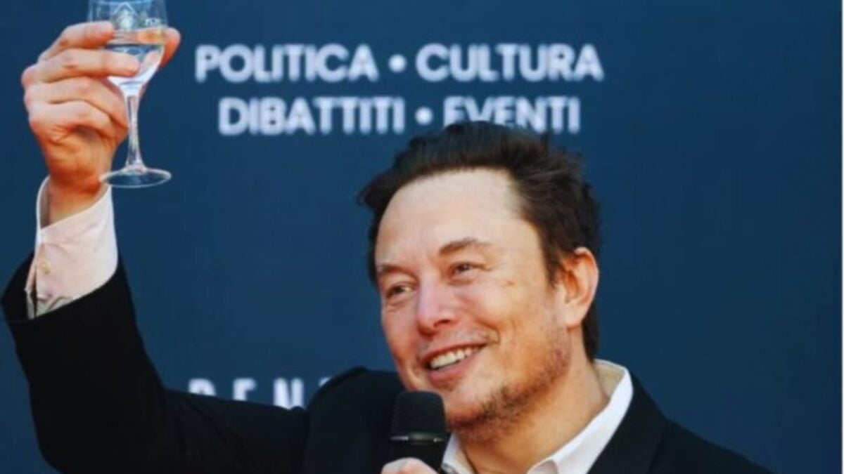 El imperio de Elon Musk empieza a funcionar como una sola máquina, aunque Tesla y SpaceX sigan separadas. Wall Street cree que el siguiente movimiento podría cambiarlo todo