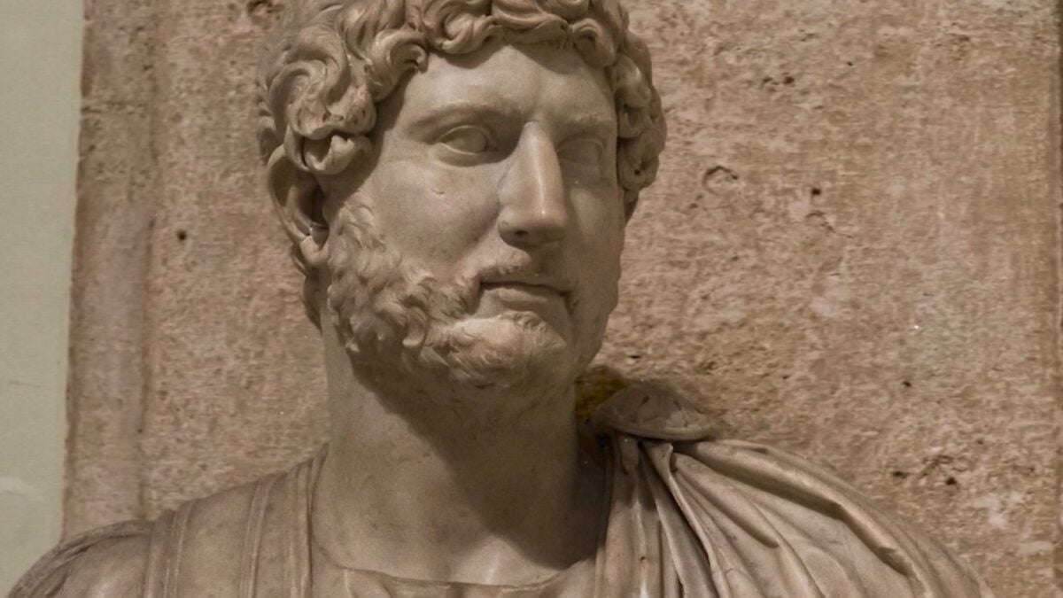El hormigón romano escondía otro secreto y apareció bajo la letrina de un emperador