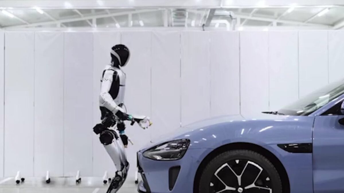 El robot humanoide de Xiaomi ya trabaja casi como una persona: alcanza un 98% de precisión