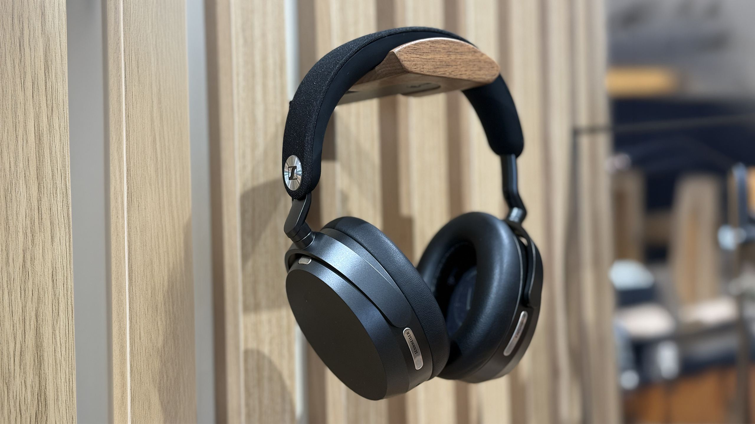 AlphaTheta y Sennheiser revolucionan el mercado tecnológico musical