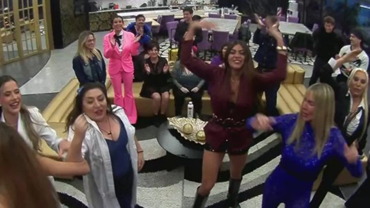 Empujones, golpes, gritos y amenazas en una de las noches más calientes de Gran Hermano: «Háganla mierda a esa»