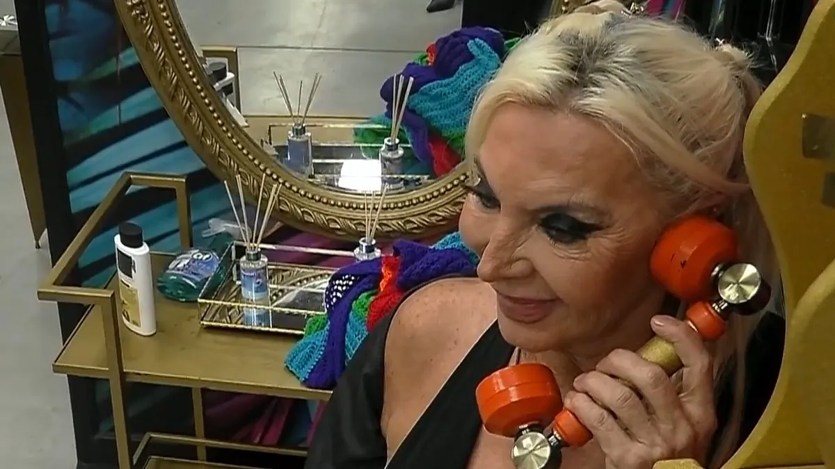 Gran Hermano: Yanina Zilli atendió el teléfono rojo y dos participantes resultaron perjudicados