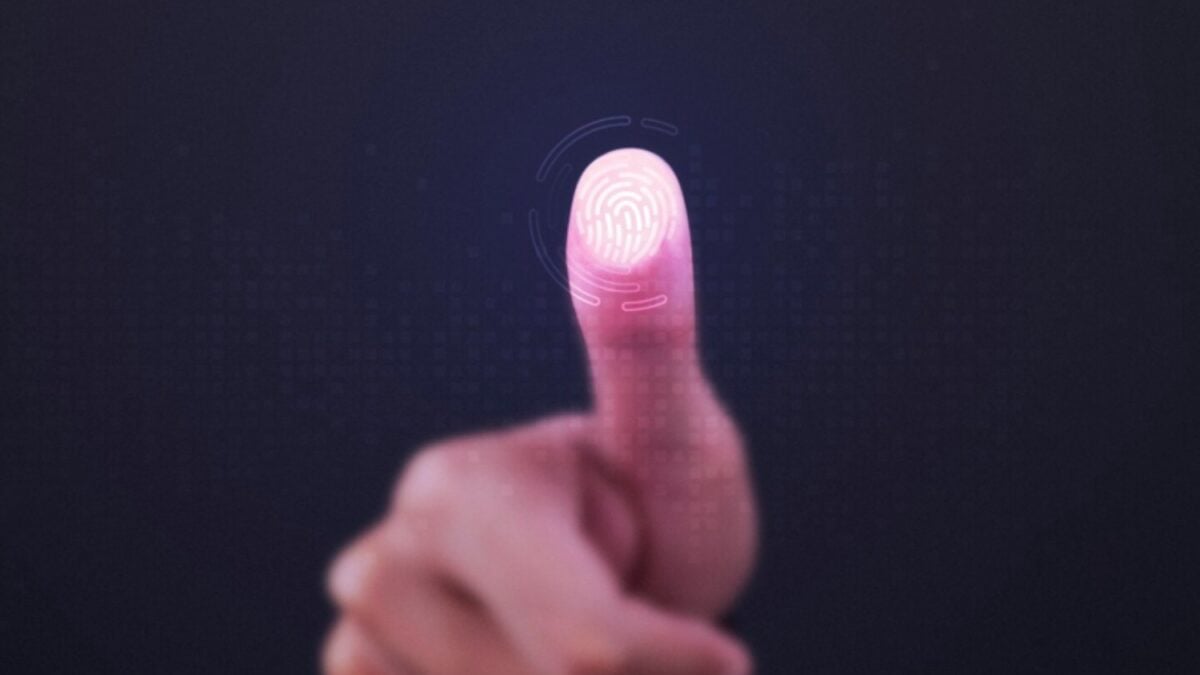 Este nuevo sistema de vigilancia no necesita saber quién eres para seguirte: le basta con los dispositivos que llevas encima
