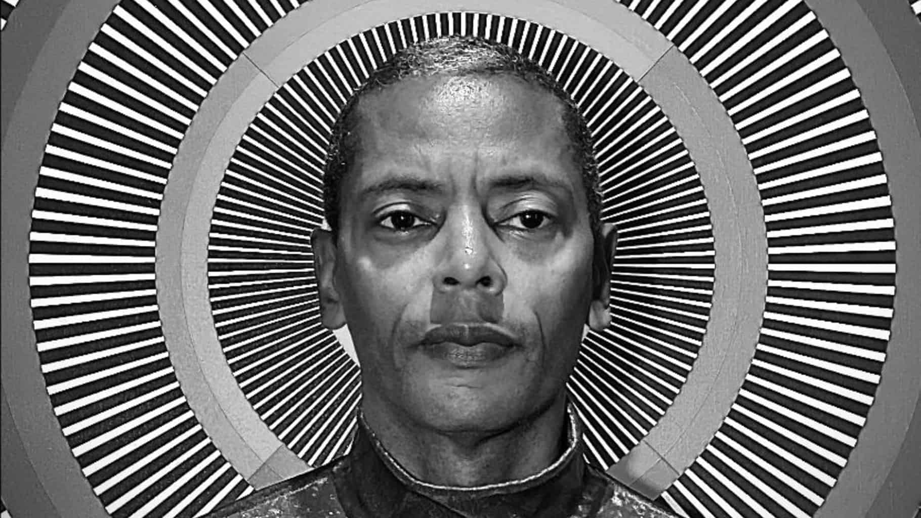 La velocidad del vinilo y el bostezo del algoritmo (a propósito de Jeff Mills)