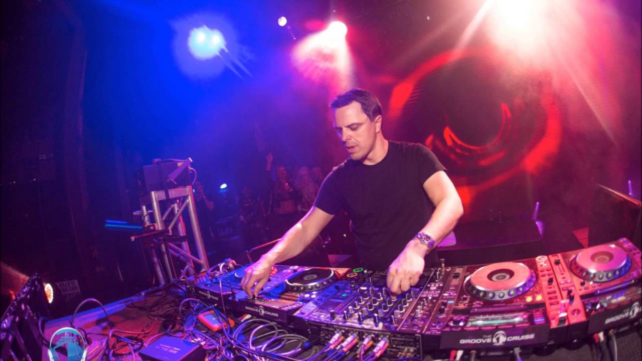 Markus Schulz abre la puerta a ‘In Search Of Sunrise 22’ con ‘Dive’