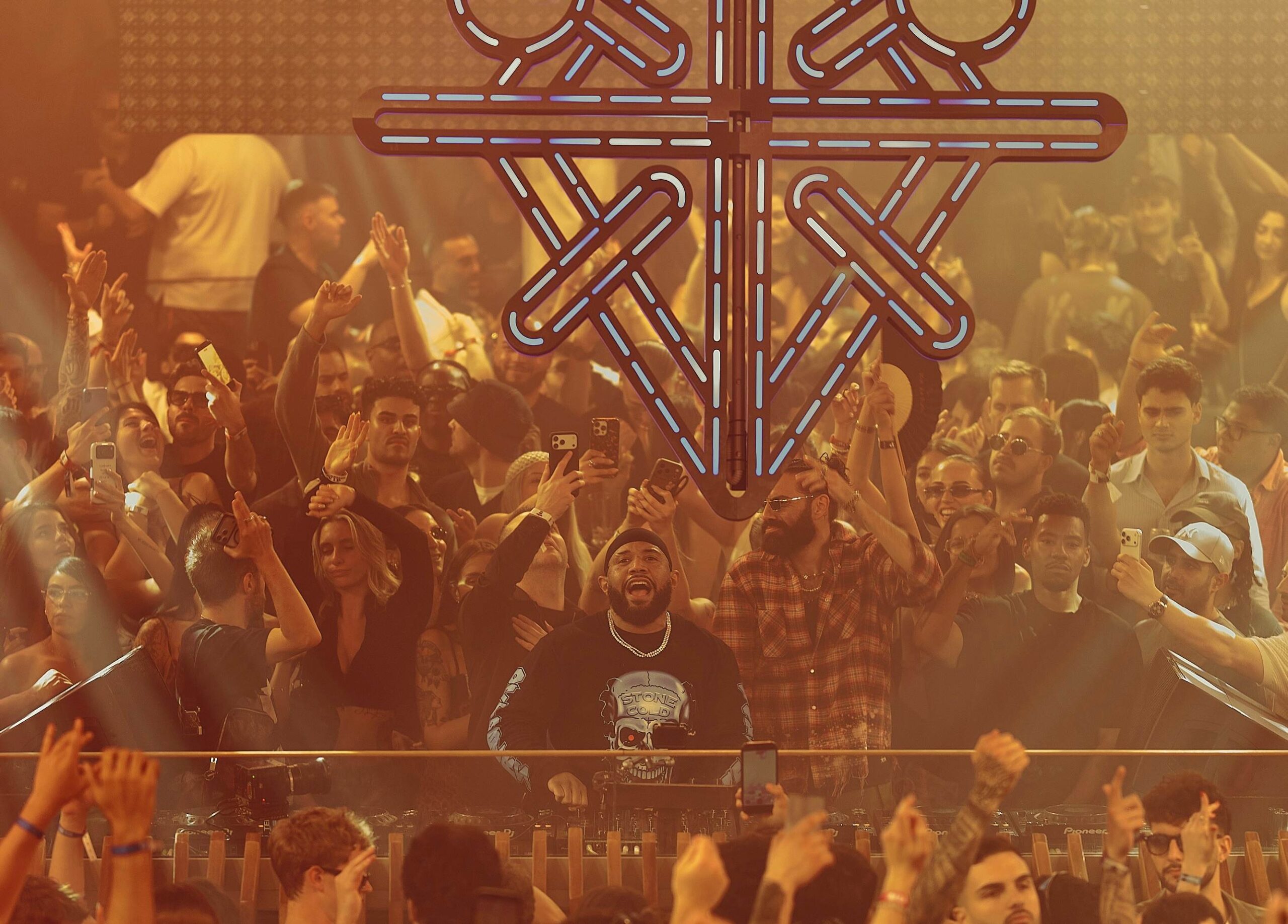 GORDO anuncia su gran residencia en Pacha Ibiza