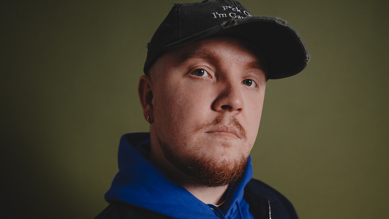 Chris Stussy cambia su nombre artístico a Chris Stassy
