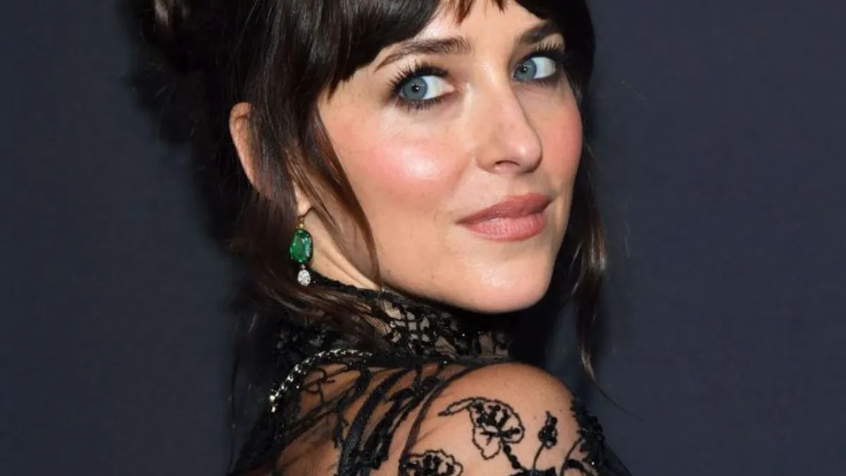 A lo Marilyn Monroe: así fue la increíble transformación de Dakota Johnson