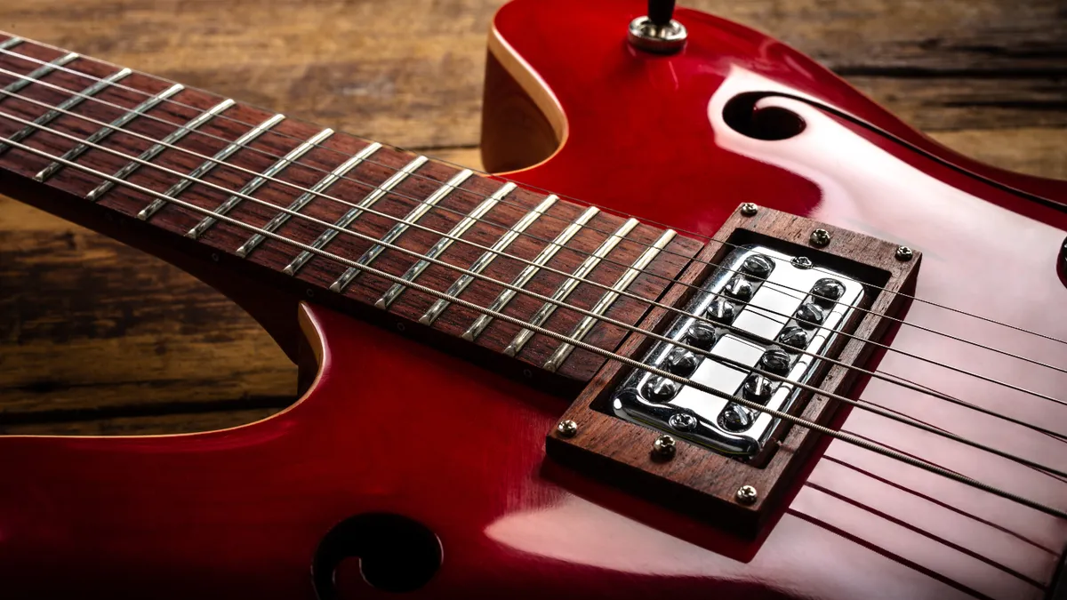 Dolor en la música: murió un histórico guitarrista que marcó una era