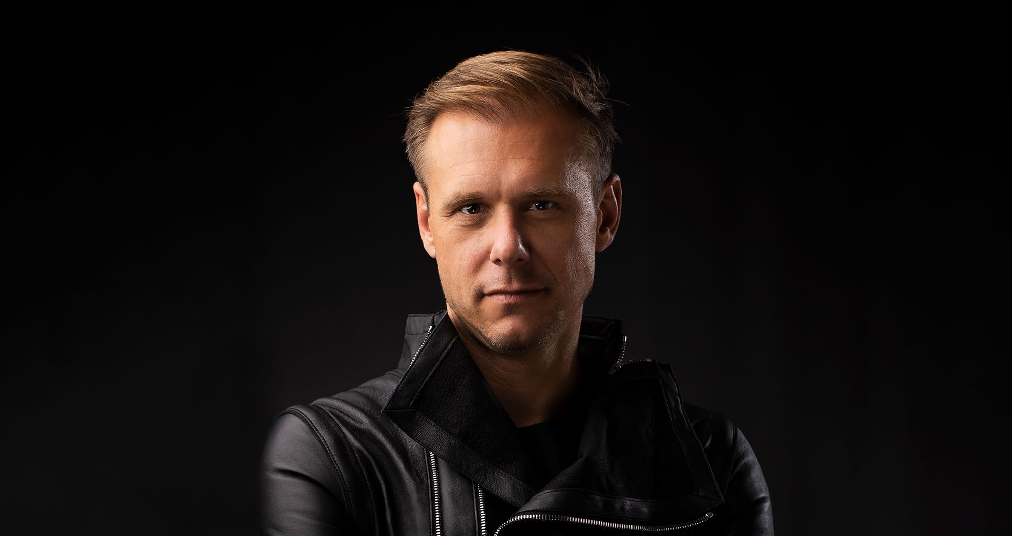 Armin van Buuren se alía con la psicología para explicar la magia de la pista de baile