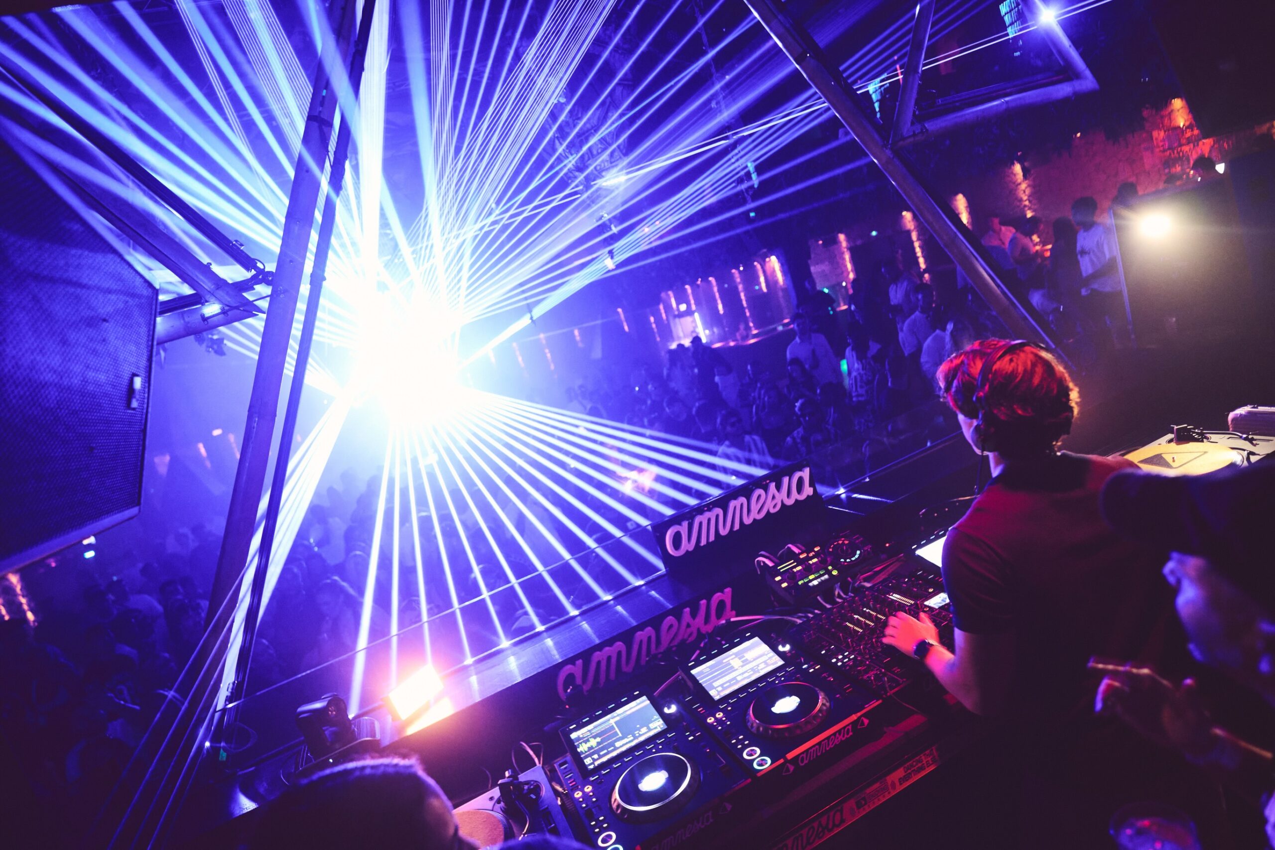 Disfruta del closing party de Pyramid Ibiza
