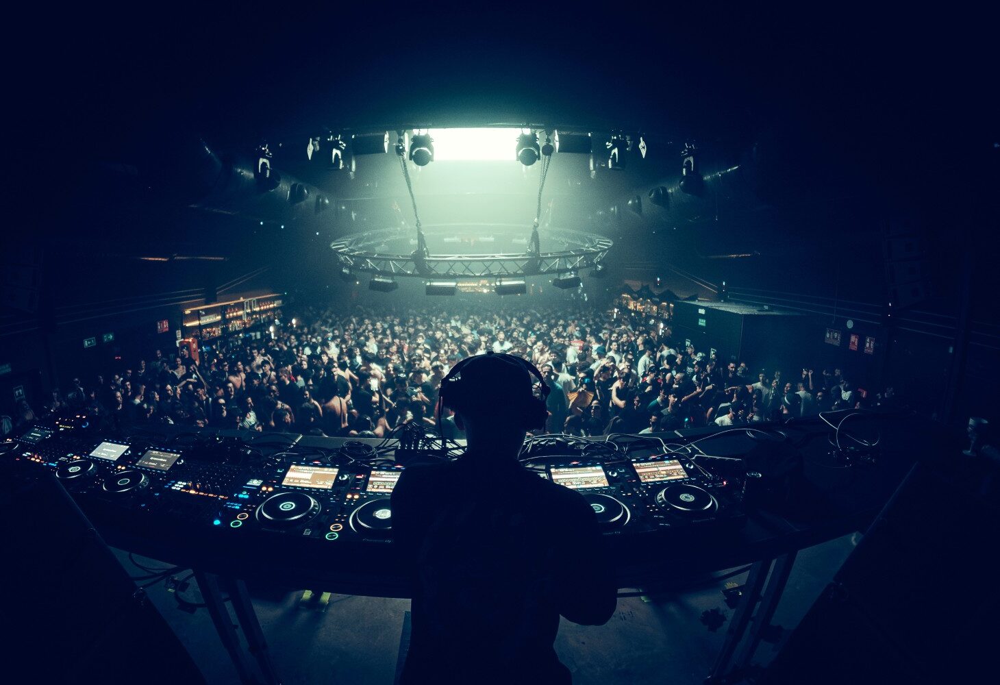 Pandora celebra 3 años en Sevilla con Klangkuenstler, Kolosova y Âme